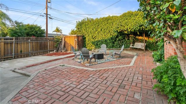 927 Alta Loma Drive, Corona, CA 92882