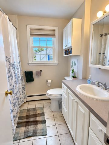 15 Puritan Rd, Beverly, MA 01915