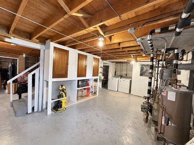 15 Puritan Rd, Beverly, MA 01915