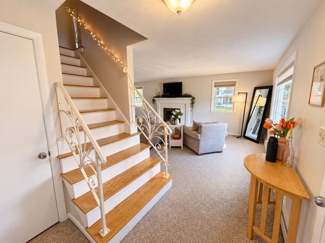 15 Puritan Rd, Beverly, MA 01915