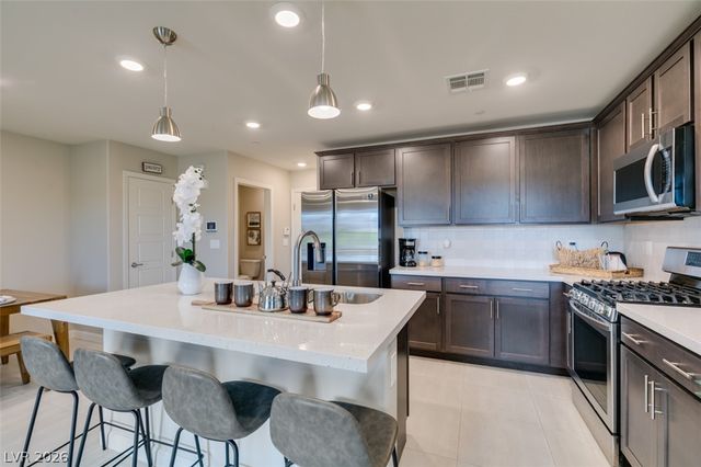 653 Pickled Pepper Place, Henderson, NV 89011