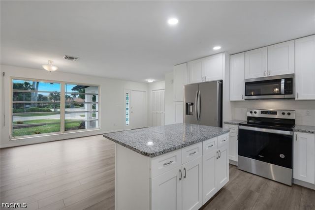2700 W Marion AVE, Punta Gorda, FL 33950