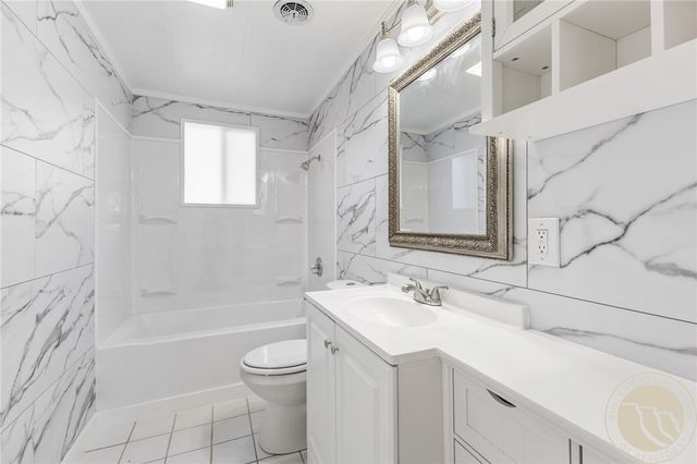 733 Logan Lane, Billings, MT 59105