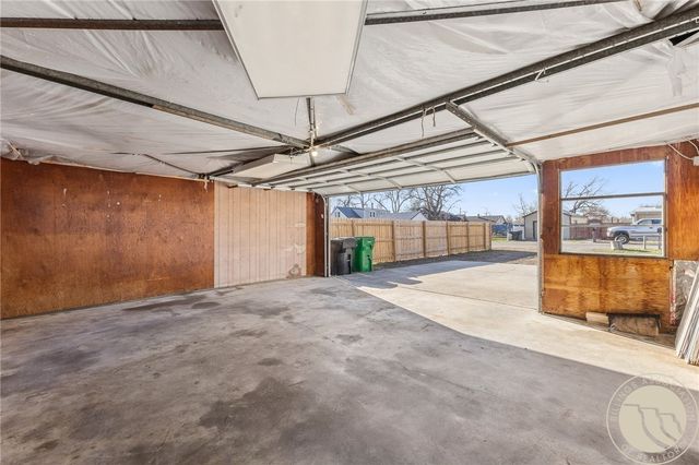 733 Logan Lane, Billings, MT 59105