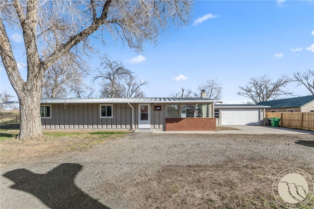 733 Logan Lane, Billings, MT 59105