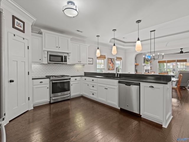 1105 Water Park Way NW, Huntsville, AL 35806