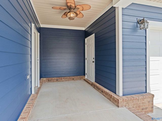 1105 Water Park Way NW, Huntsville, AL 35806