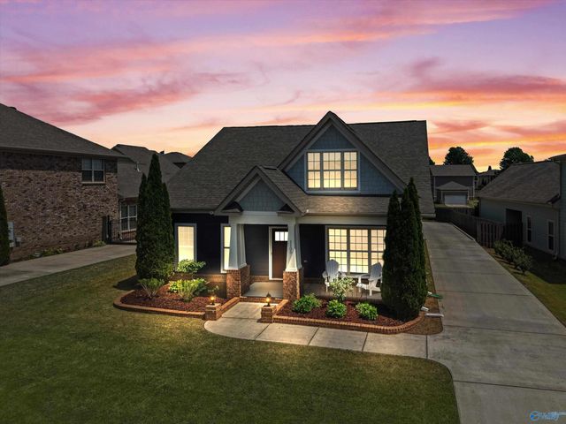 1105 Water Park Way NW, Huntsville, AL 35806
