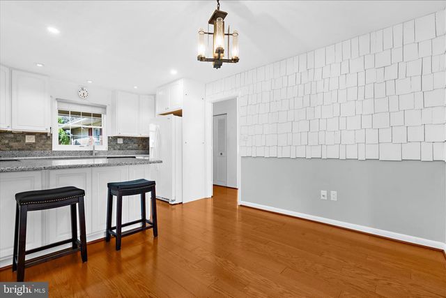 12802 KEMPER LN, Bowie, MD 20715