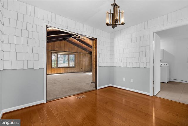 12802 KEMPER LN, Bowie, MD 20715