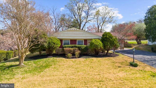 12802 KEMPER LN, Bowie, MD 20715