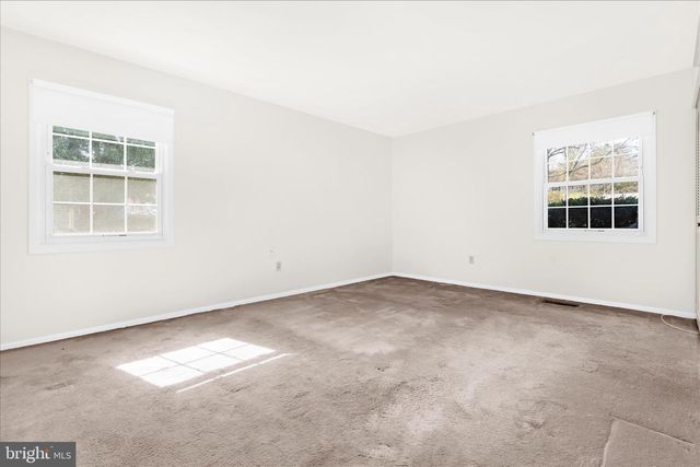 12802 KEMPER LN, Bowie, MD 20715