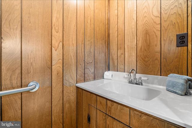 12802 KEMPER LN, Bowie, MD 20715