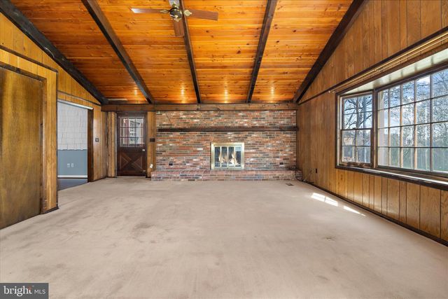 12802 KEMPER LN, Bowie, MD 20715