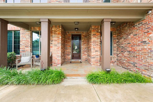 1829 Lewis Crossing Drive, Keller, TX 76248