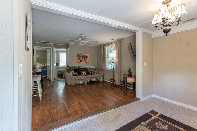 275 Village Road, Murphy, NC 28905