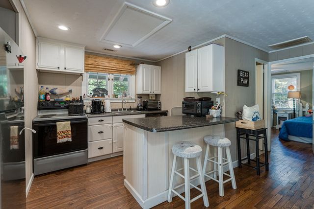 275 Village Road, Murphy, NC 28905
