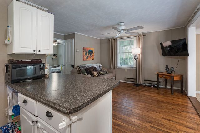 275 Village Road, Murphy, NC 28905