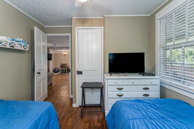275 Village Road, Murphy, NC 28905