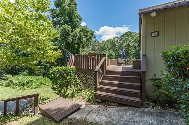 275 Village Road, Murphy, NC 28905