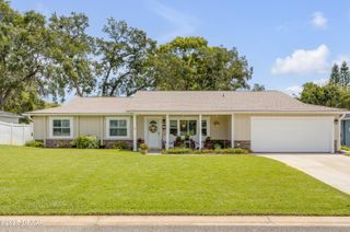 62 Mayfield Circle, Ormond Beach, FL 32174