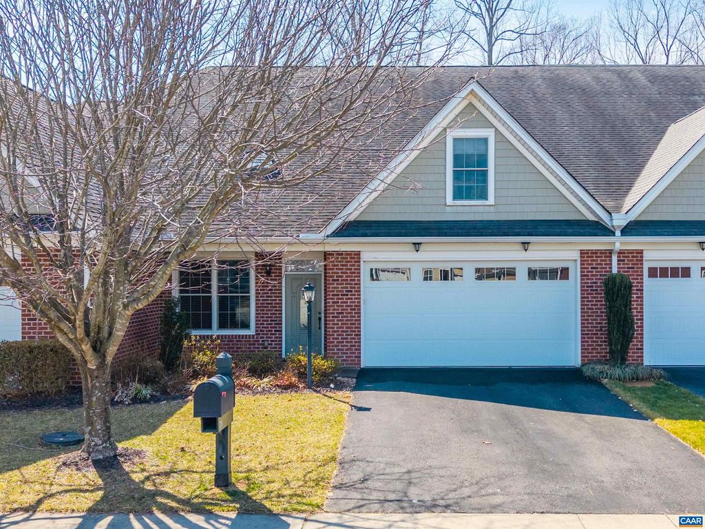 75 COTTAGE CT, Zion Crossroads, VA 22942
