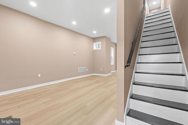 2131 S ALDEN ST, Philadelphia, PA 19143