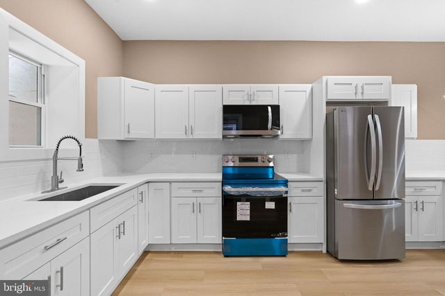 2131 S ALDEN ST, Philadelphia, PA 19143