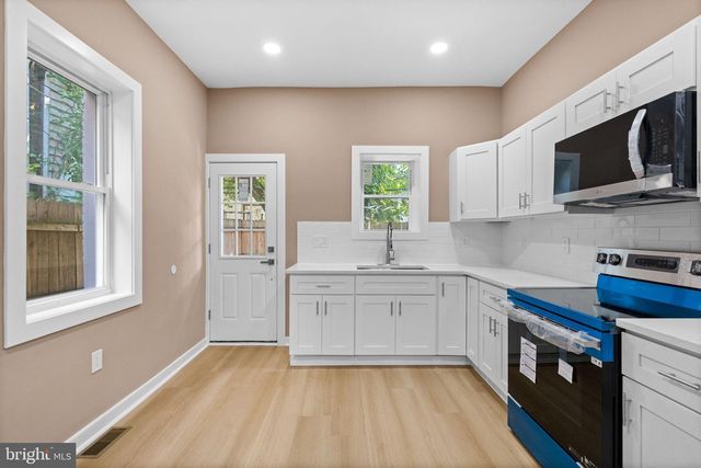 2131 S ALDEN ST, Philadelphia, PA 19143