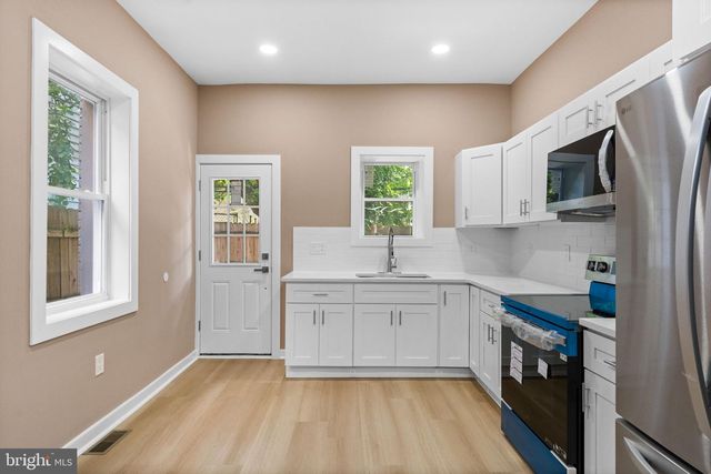2131 S ALDEN ST, Philadelphia, PA 19143