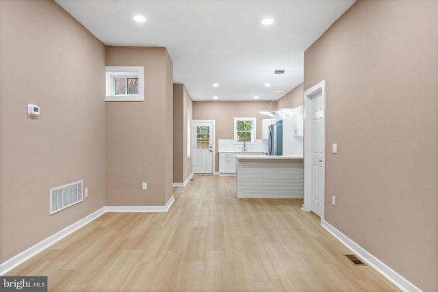 2131 S ALDEN ST, Philadelphia, PA 19143