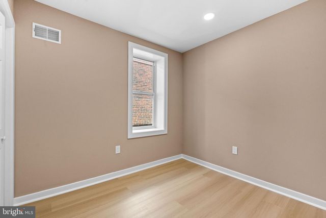 2131 S ALDEN ST, Philadelphia, PA 19143