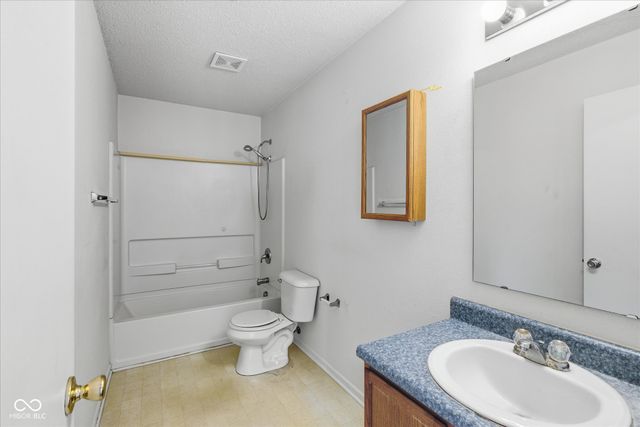 10765 Broadlands Drive, Brownsburg, IN 46112