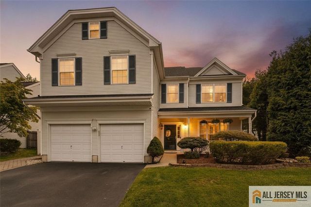 422 Ansley Court, Morganville, NJ 07751