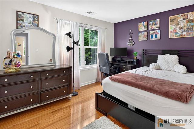 422 Ansley Court, Morganville, NJ 07751