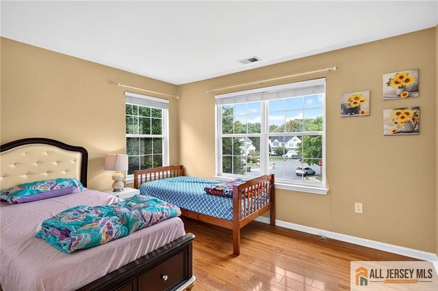 422 Ansley Court, Morganville, NJ 07751