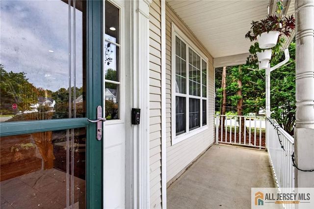 422 Ansley Court, Morganville, NJ 07751