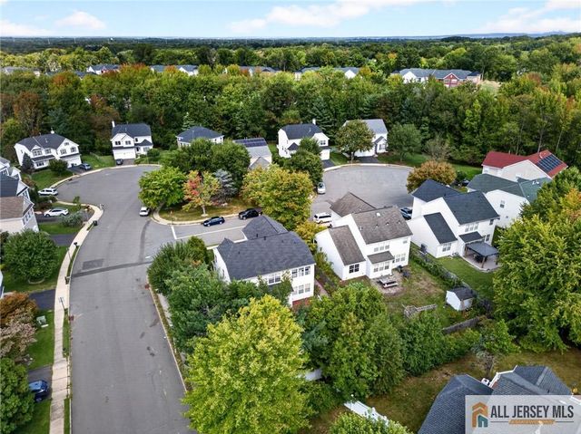422 Ansley Court, Morganville, NJ 07751