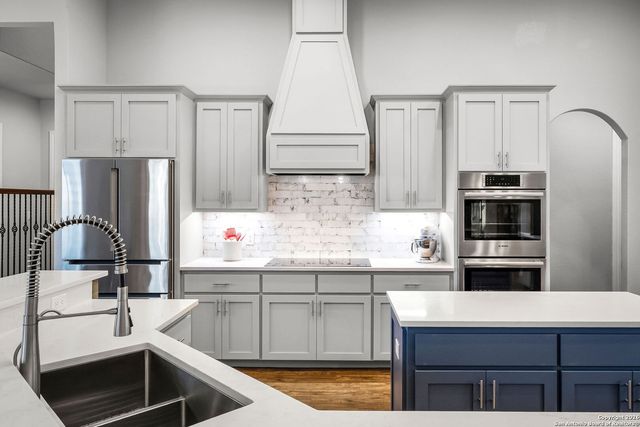 1190 Sapling Spring, New Braunfels, TX 78132