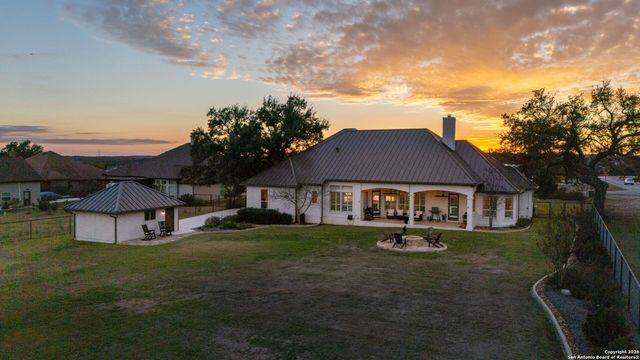 1190 Sapling Spring, New Braunfels, TX 78132