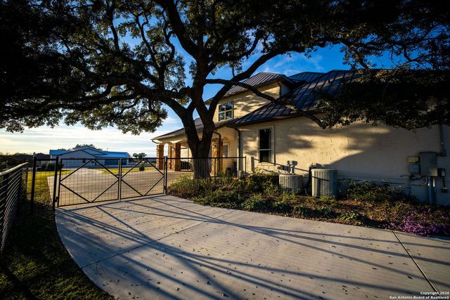 1190 Sapling Spring, New Braunfels, TX 78132