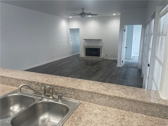 121 S Wilson 103, Pasadena, CA 91106