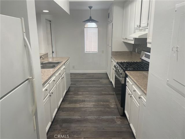 121 S Wilson 103, Pasadena, CA 91106