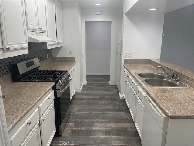 121 S Wilson 103, Pasadena, CA 91106