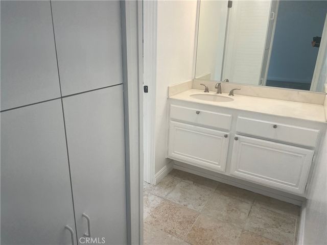121 S Wilson 103, Pasadena, CA 91106