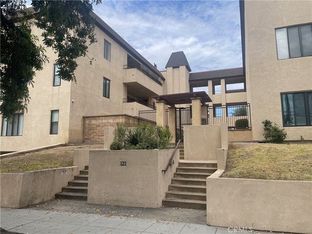 121 S Wilson 103, Pasadena, CA 91106