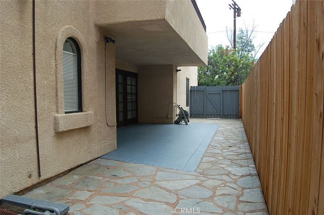 121 S Wilson 103, Pasadena, CA 91106