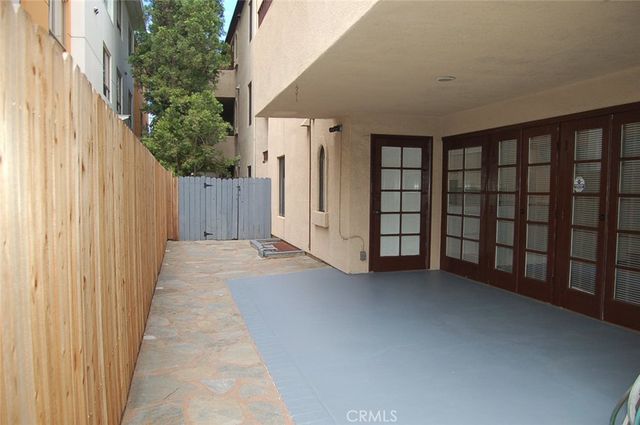 121 S Wilson 103, Pasadena, CA 91106