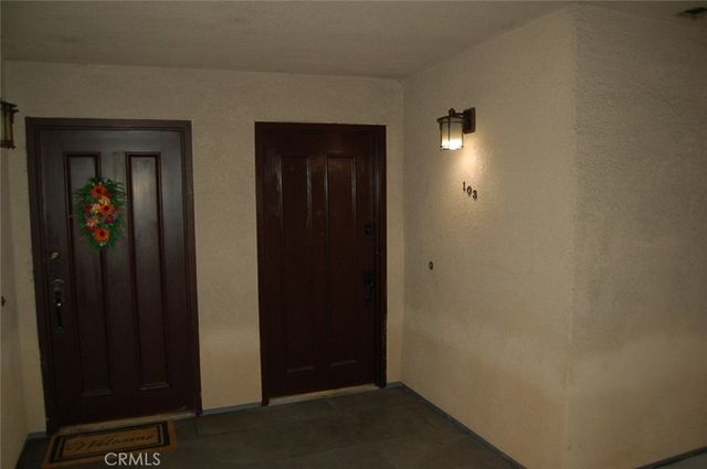 121 S Wilson 103, Pasadena, CA 91106