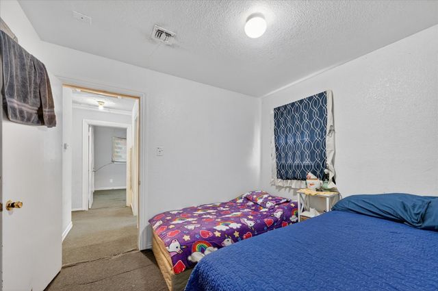 1403 Beacon Hill Drive, Irving, TX 75061